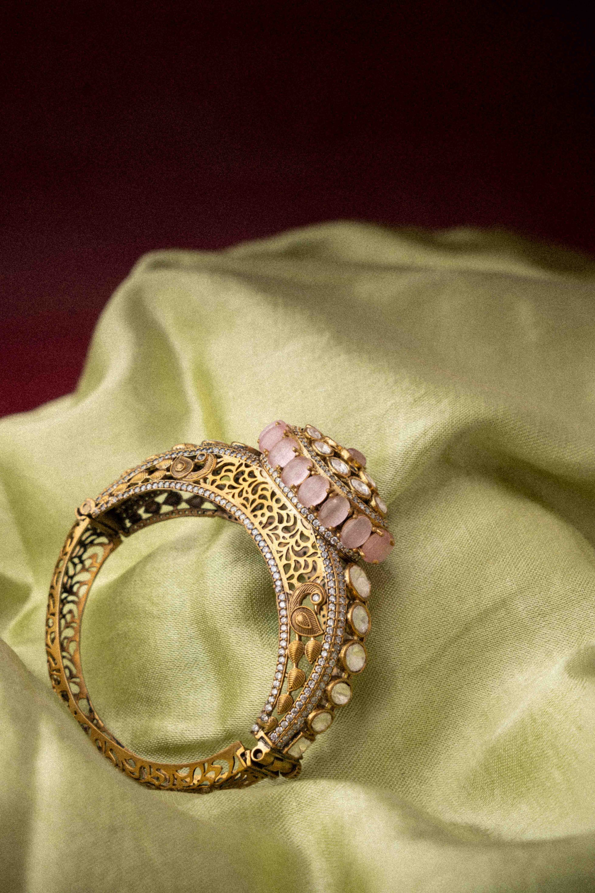 Mehru Bangle