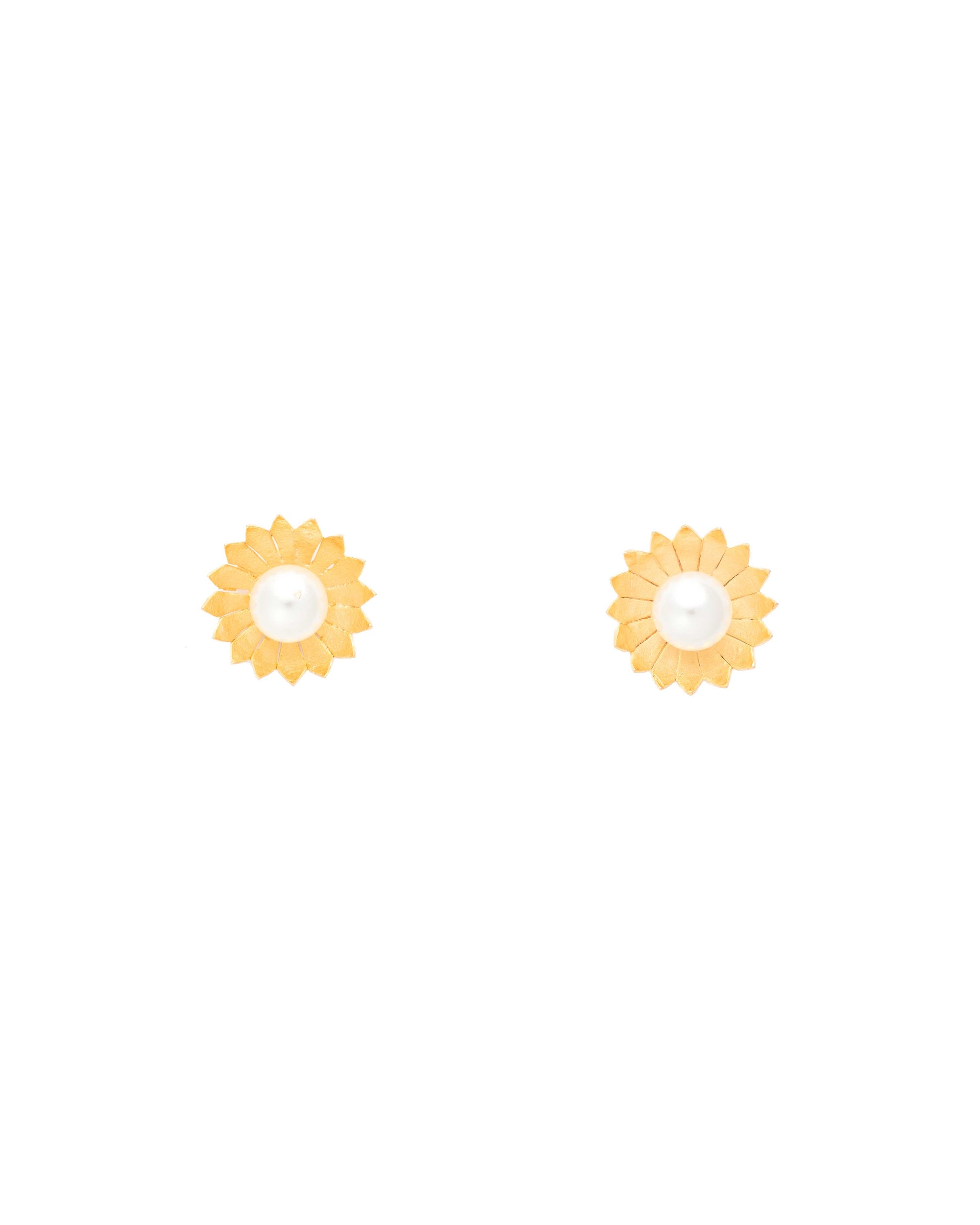 Kiran Sunflower Pearl Studs