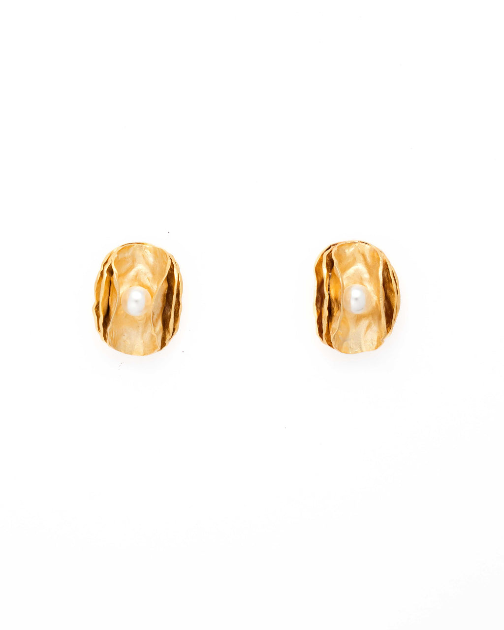 Sahil Hammered Pearl Studs